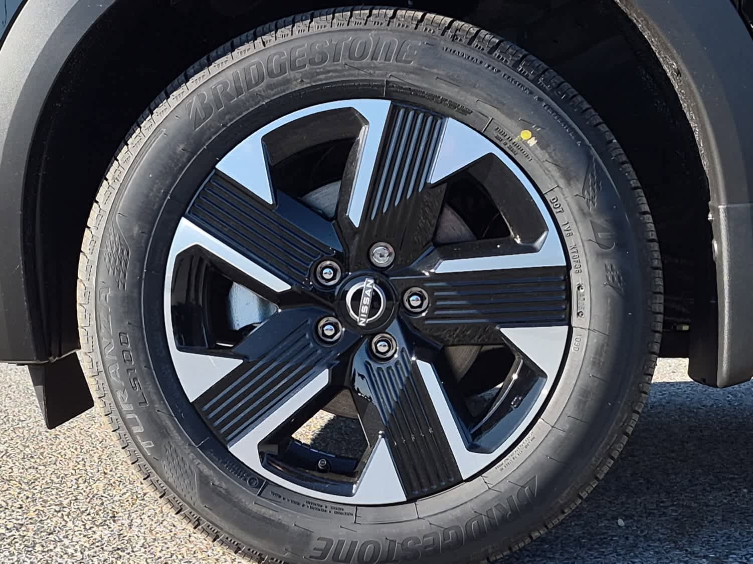 New 2026 Nissan Kicks SV w/ Cold Weather Package AWD/4WD image 6