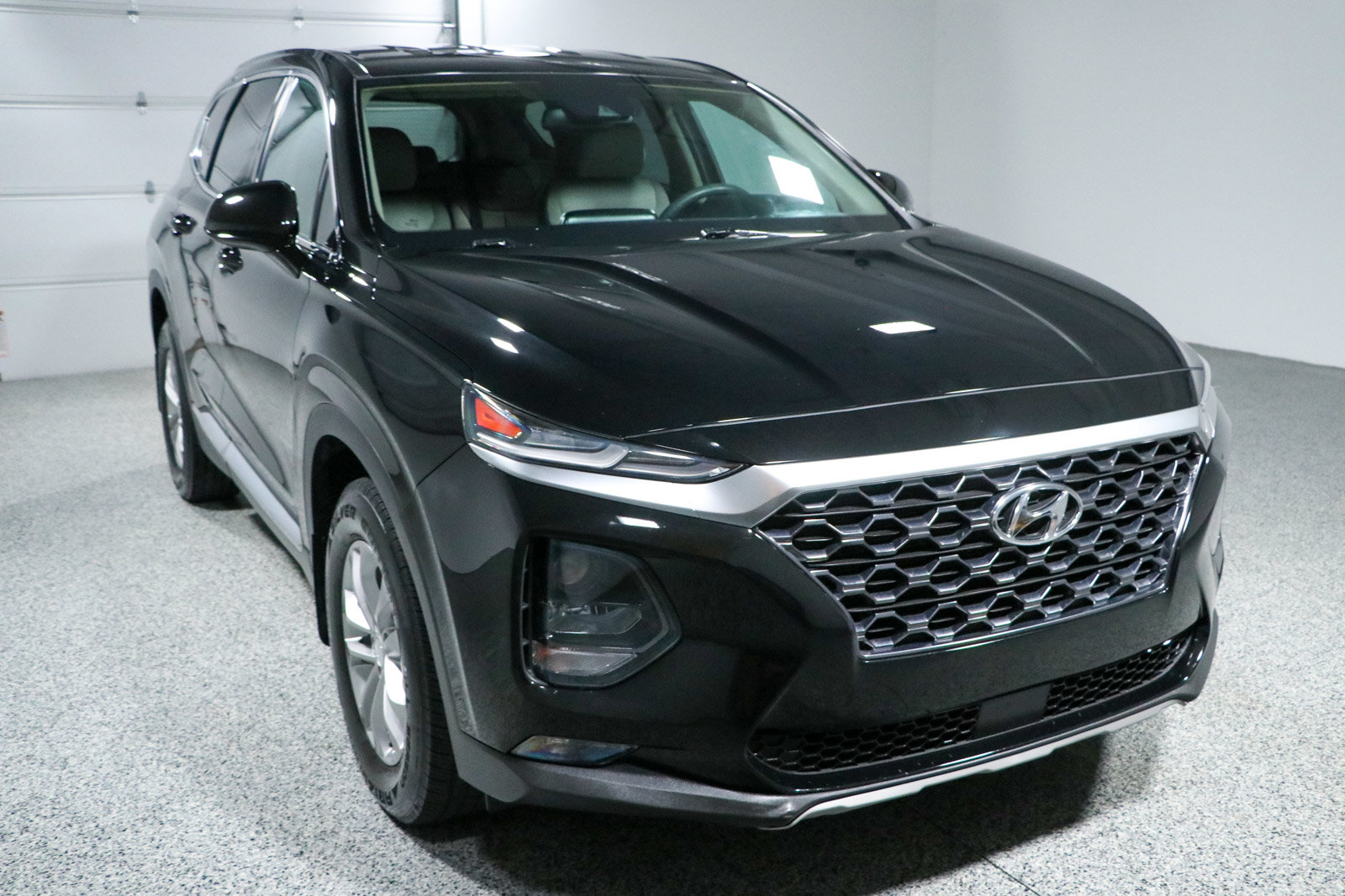 Used 2020 Hyundai Santa Fe SEL w/ Cargo Package FWD image 5
