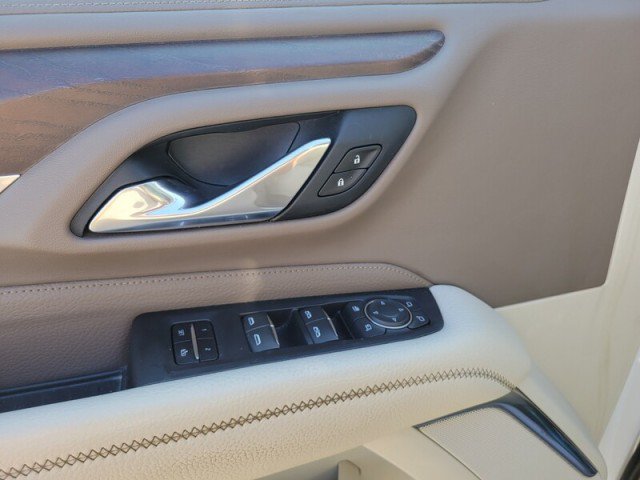 Used 2021 GMC Yukon XL Denali w/ Denali Premium Package RWD image 16