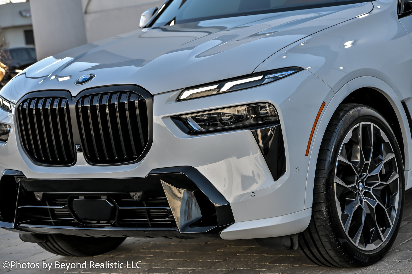 Used 2023 BMW X7 xDrive40i w/ M Sport Package image 10