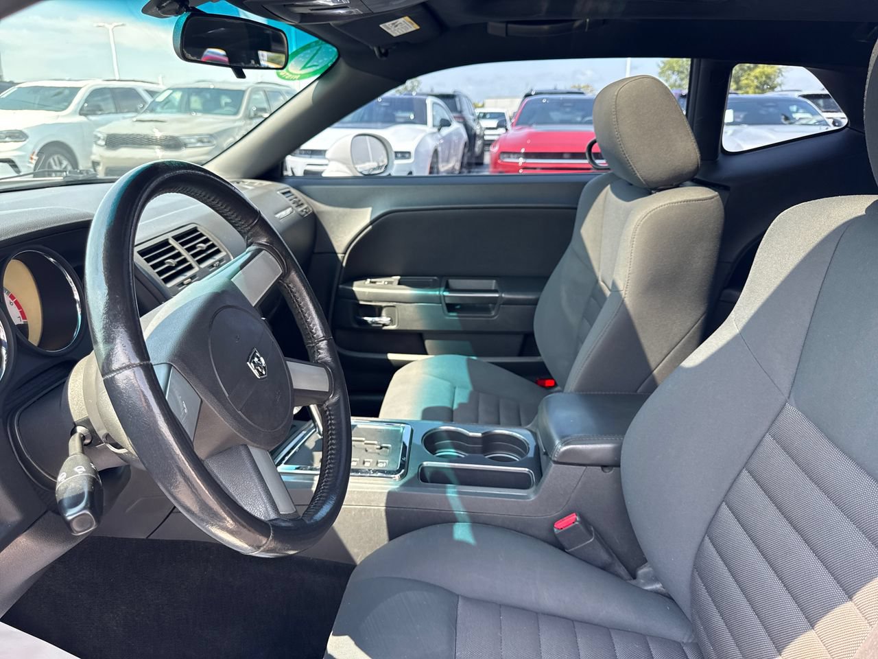 Used 2010 Dodge Challenger R/T RWD image 11