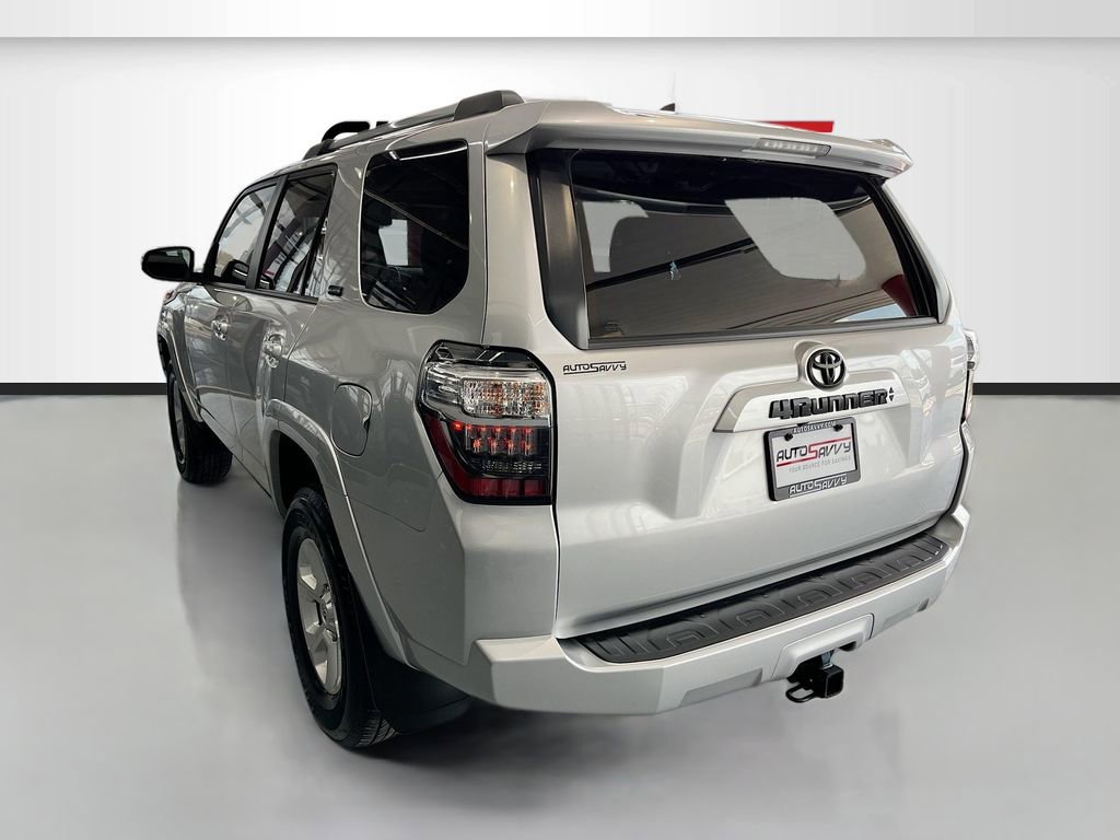 Used 2024 Toyota 4Runner SR5 Premium w/ Moonroof Package image 5