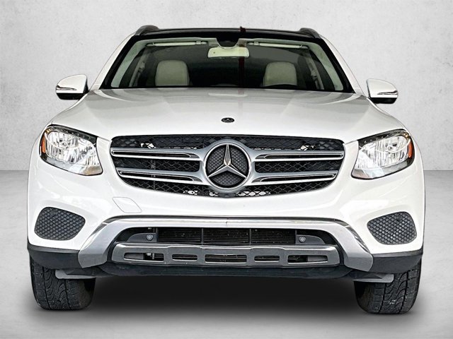 Used 2019 Mercedes-Benz GLC 300 4MATIC image 3
