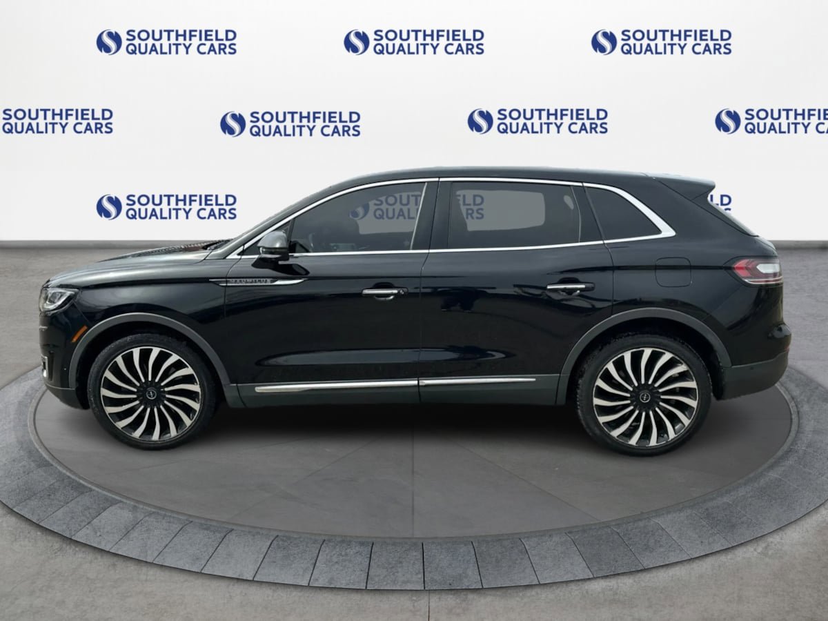Used 2019 Lincoln Nautilus Black Label AWD/4WD image 3