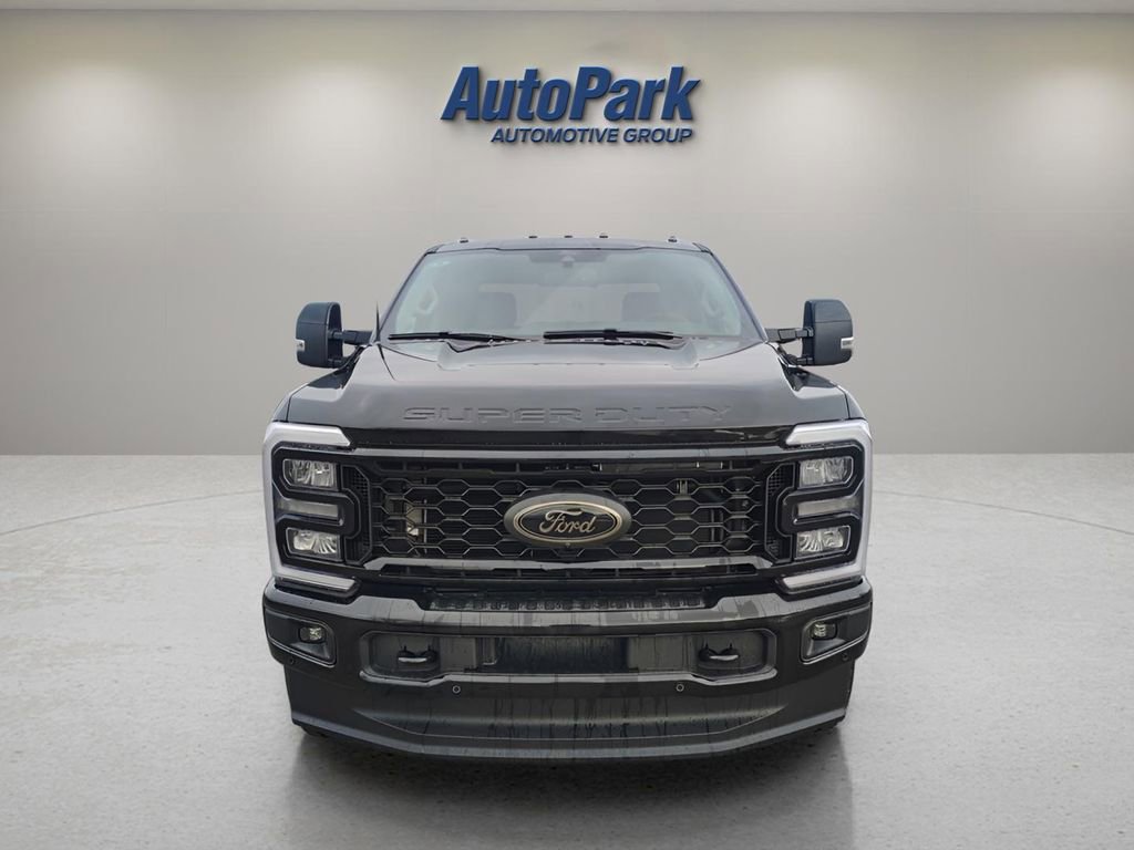 New 2026 Ford F350 Lariat w/ Black Appearance Package image 2