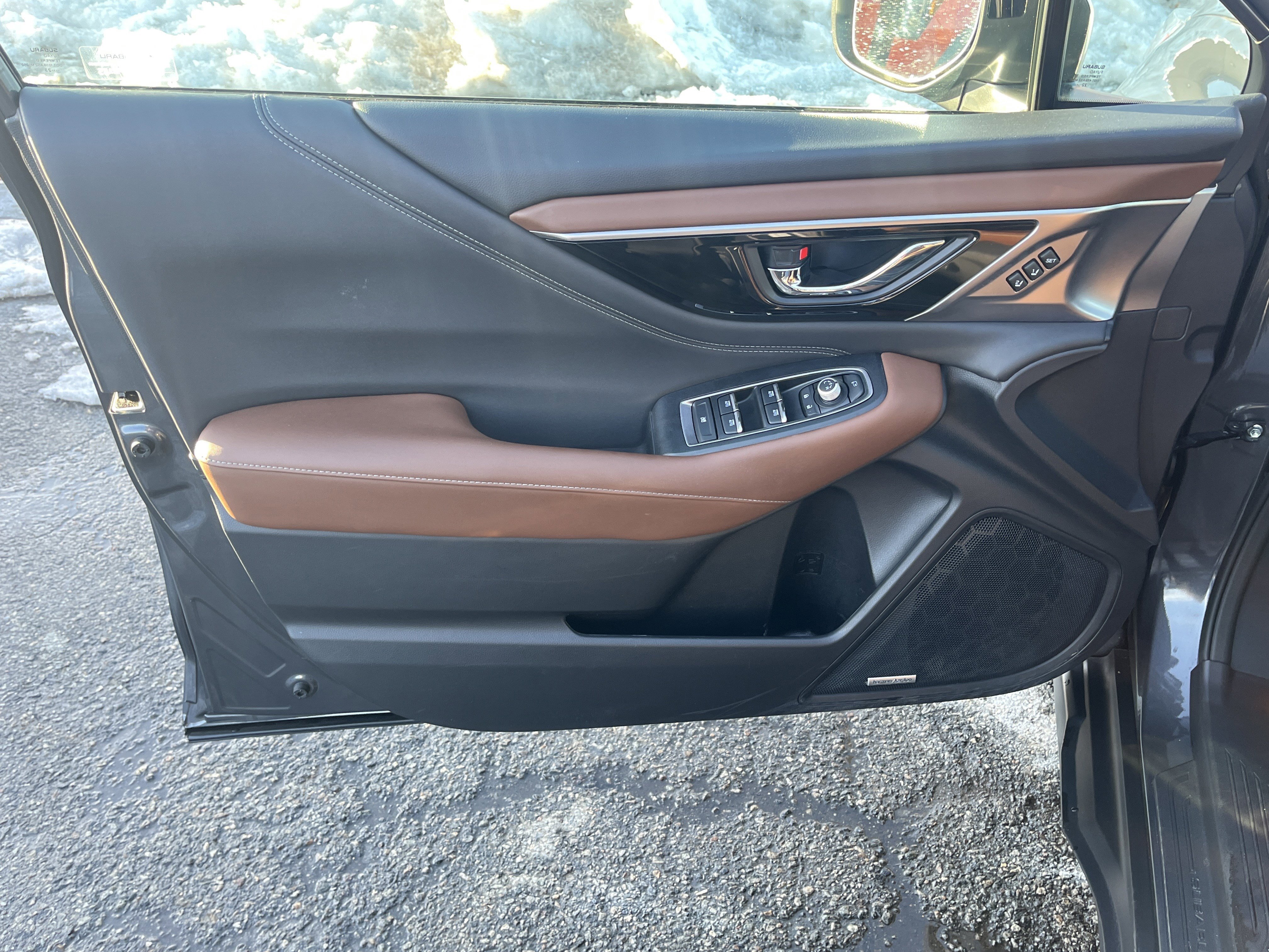 Used 2023 Subaru Outback Touring XT image 15