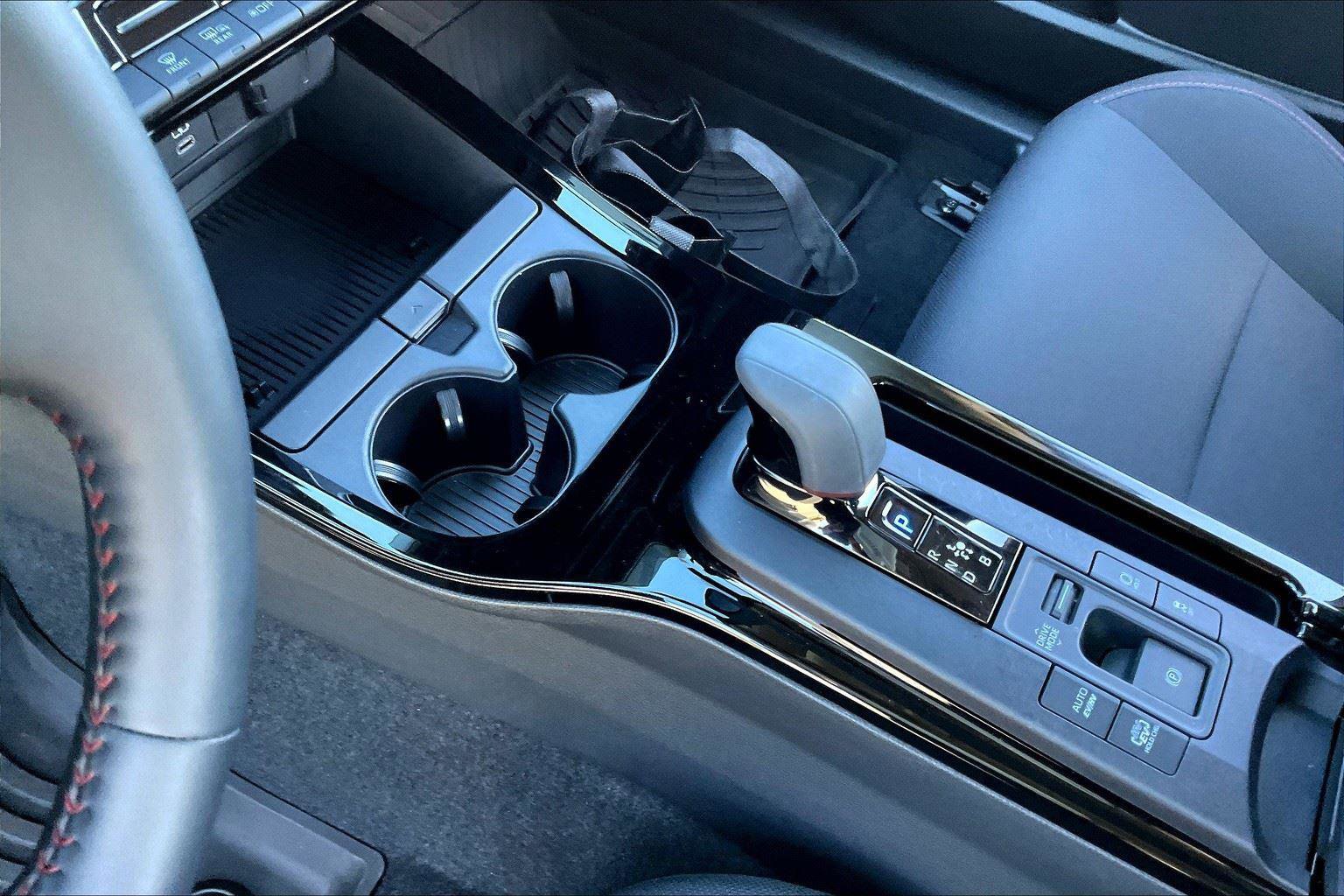 Certified 2025 Toyota Prius Plug-In Hybrid image 14