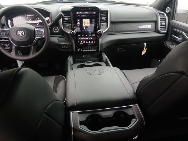 New 2027 RAM 4500 4x4 Crew Cab DRW w/ Laramie Trim Package image 14