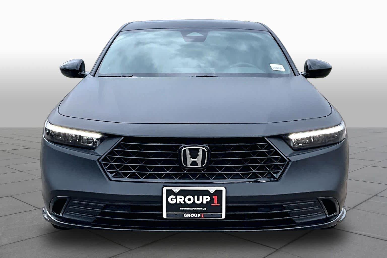 Used 2025 Honda Accord Sport image 4