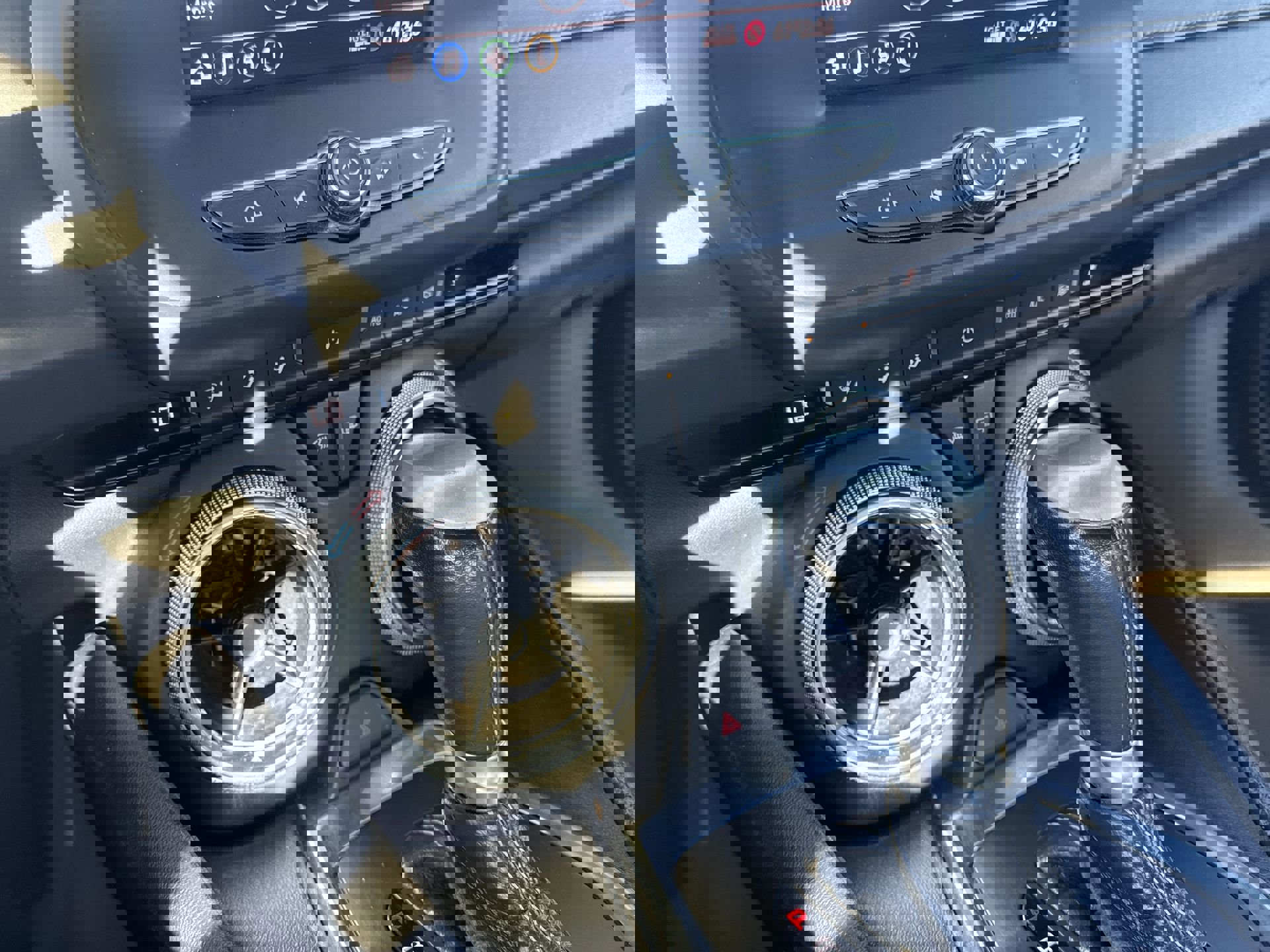 Used 2020 Chevrolet Camaro LT image 14