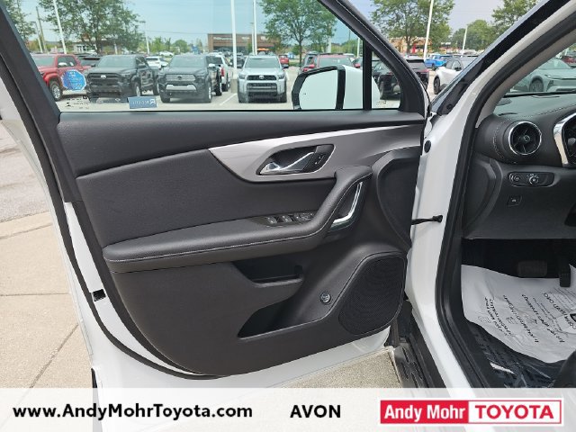 Used 2023 Chevrolet Blazer LT FWD image 11