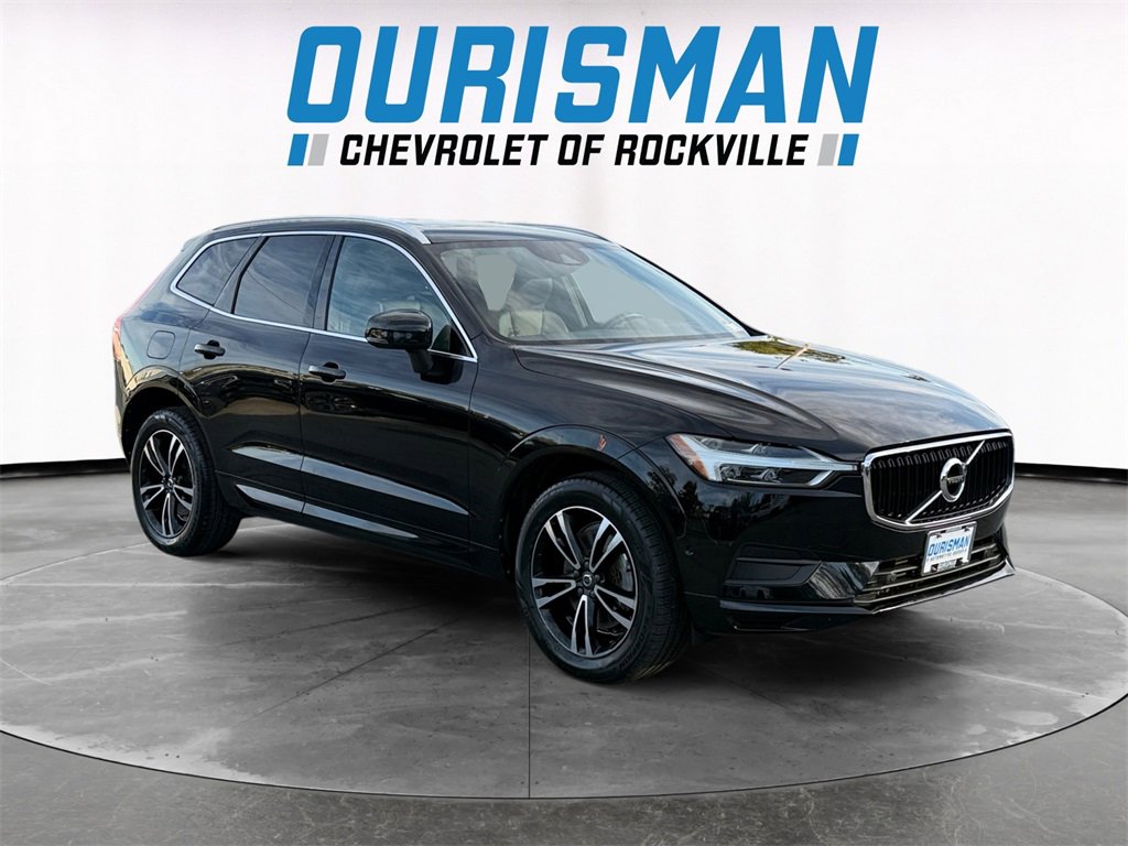 Used 2018 Volvo XC60 T6 Momentum w/ Vision Package