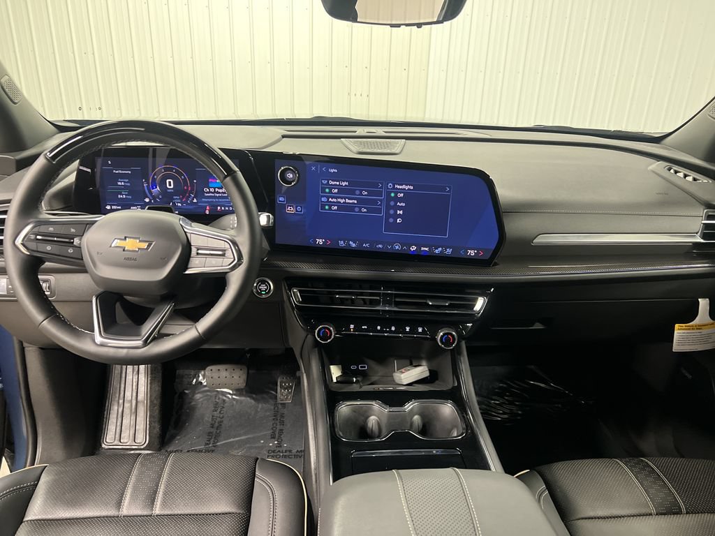 Certified 2026 Chevrolet Traverse High Country w/ LPO, Floor Liner Package AWD/4WD image 18