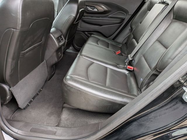 Used 2024 GMC Terrain SLT image 24