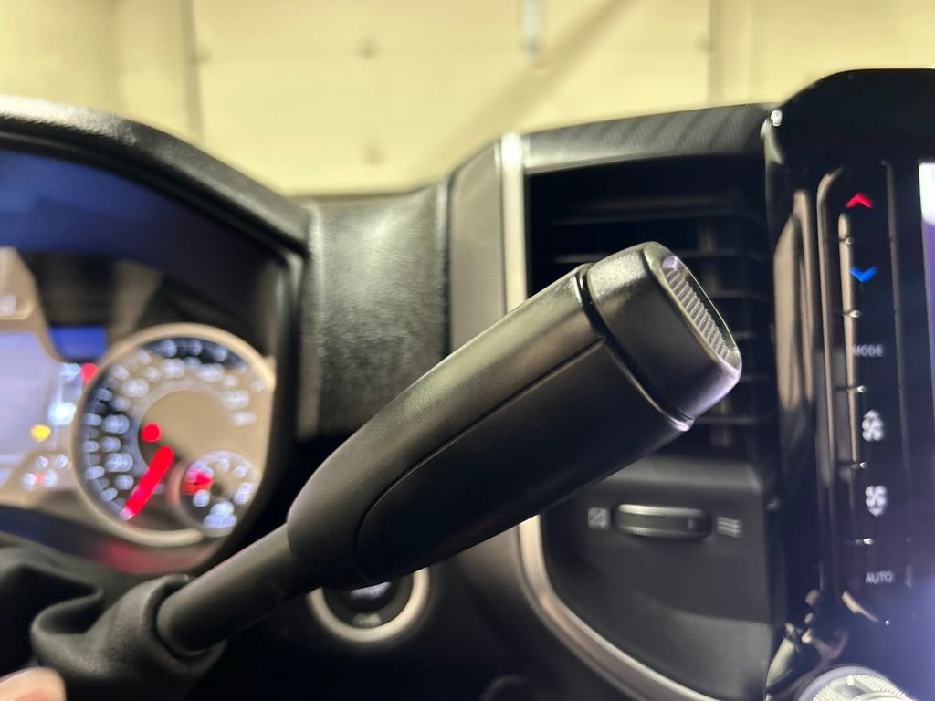 Used 2025 RAM 3500 Big Horn AWD/4WD image 23