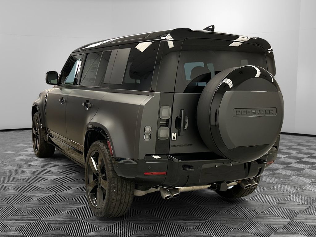 New 2026 Land Rover Defender 110 V8 AWD/4WD image 3