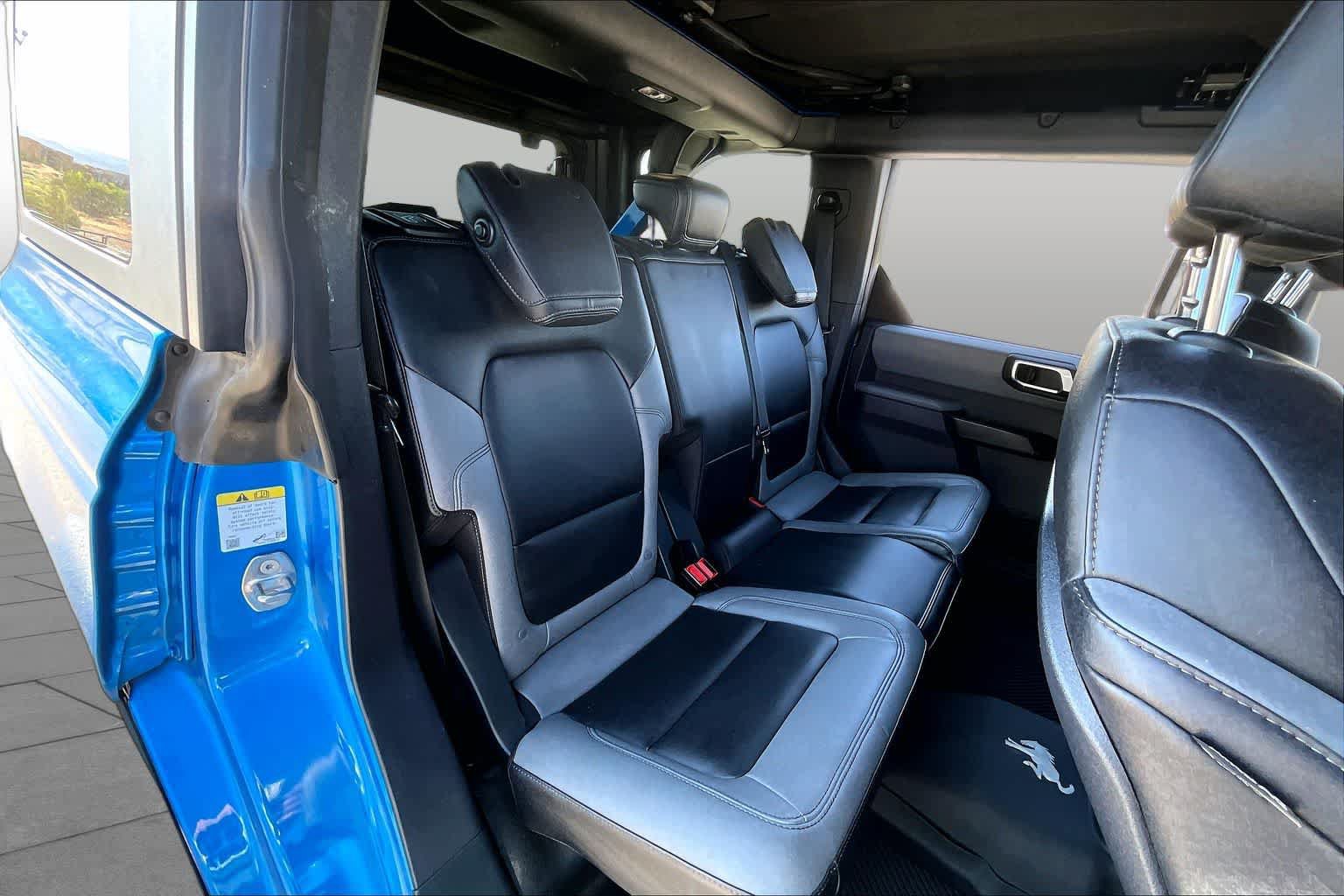 Used 2023 Ford Bronco Big Bend w/ Sasquatch Package AWD/4WD image 19