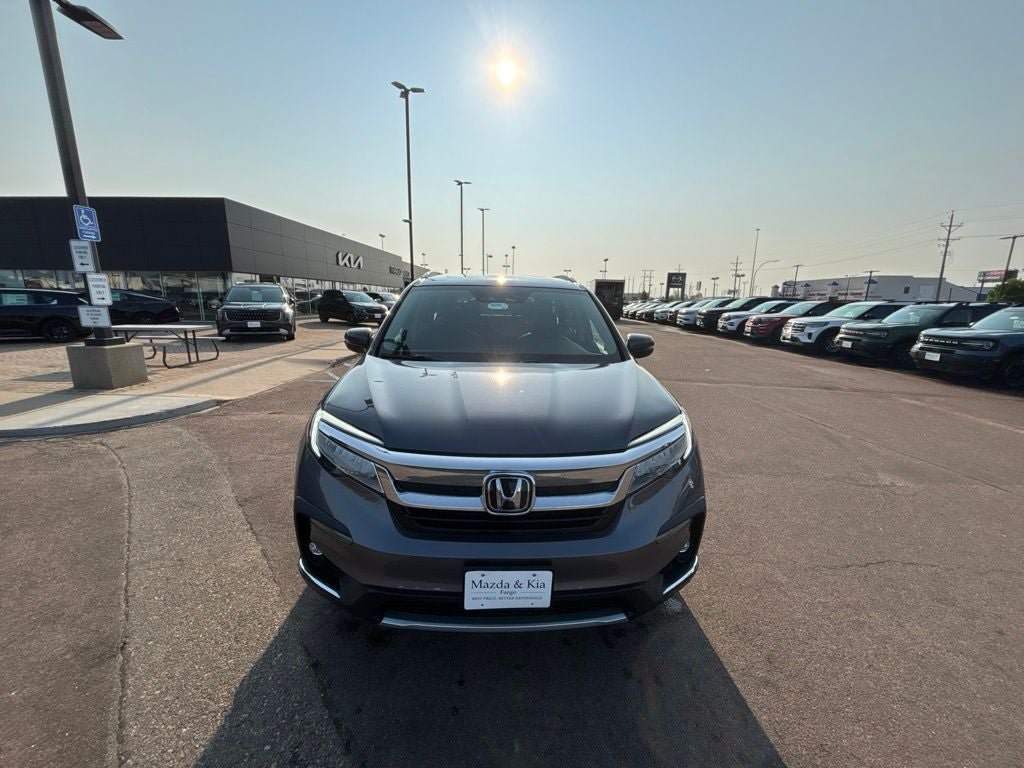 Used 2019 Honda Pilot Elite image 2