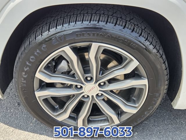 Used 2020 GMC Terrain Denali w/ Denali Premium Package FWD image 16