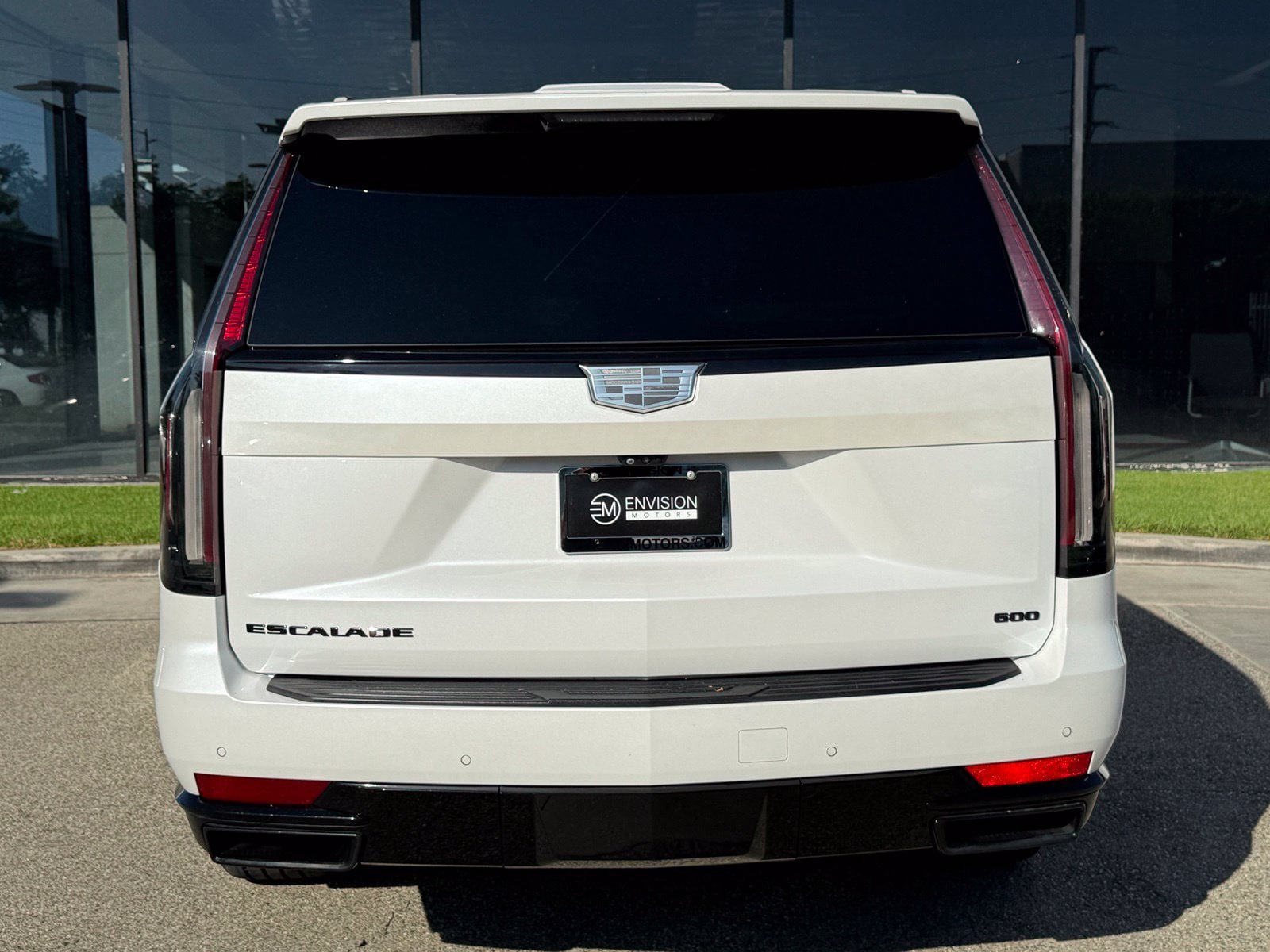 Used 2021 Cadillac Escalade Sport Platinum AWD/4WD image 13