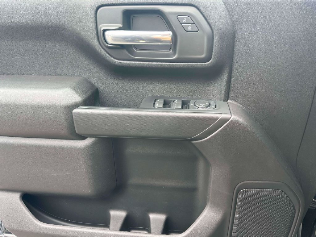 Used 2023 Chevrolet Silverado 1500 Custom AWD/4WD image 19