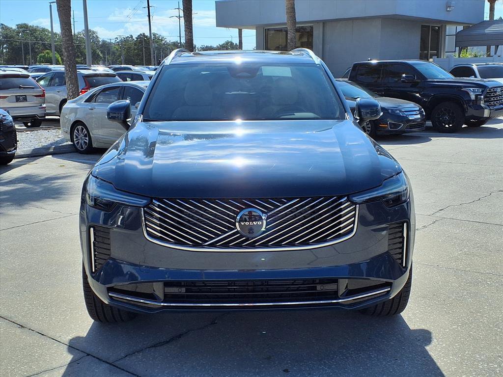 New 2026 Volvo XC90 B6 Plus w/ Protection Package Premier image 2