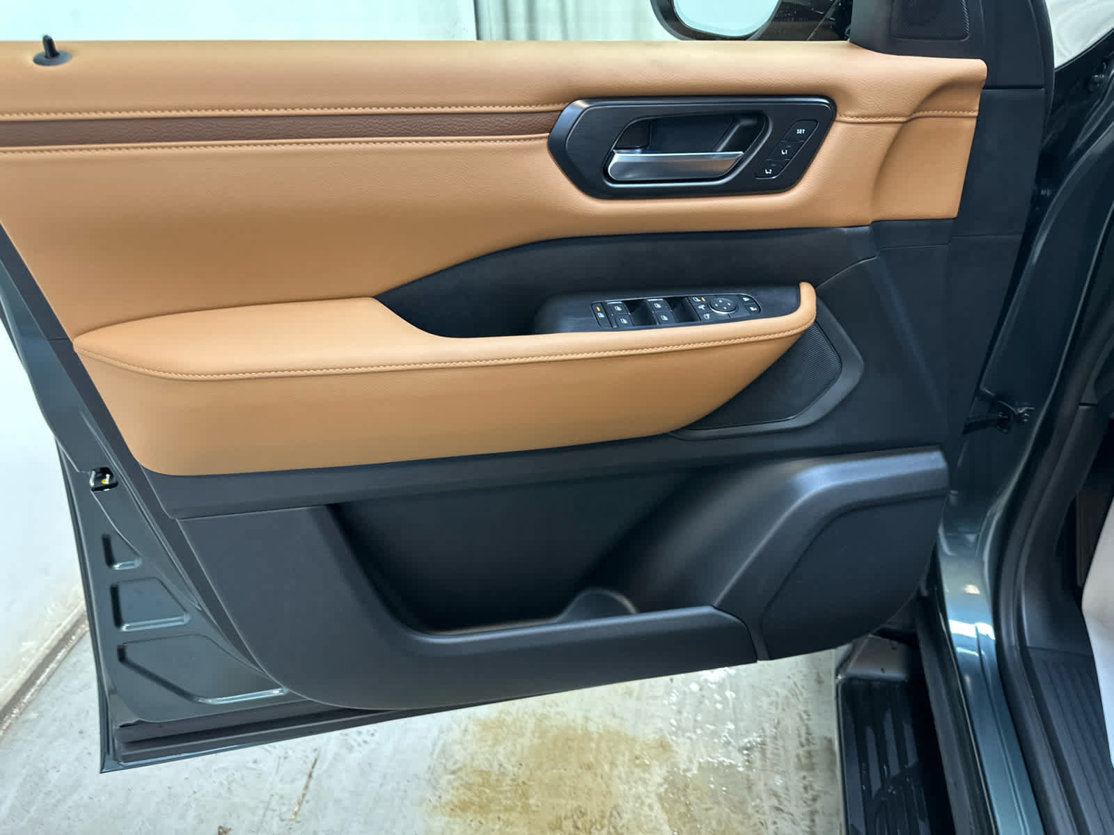 New 2026 Nissan Armada SL AWD/4WD image 18