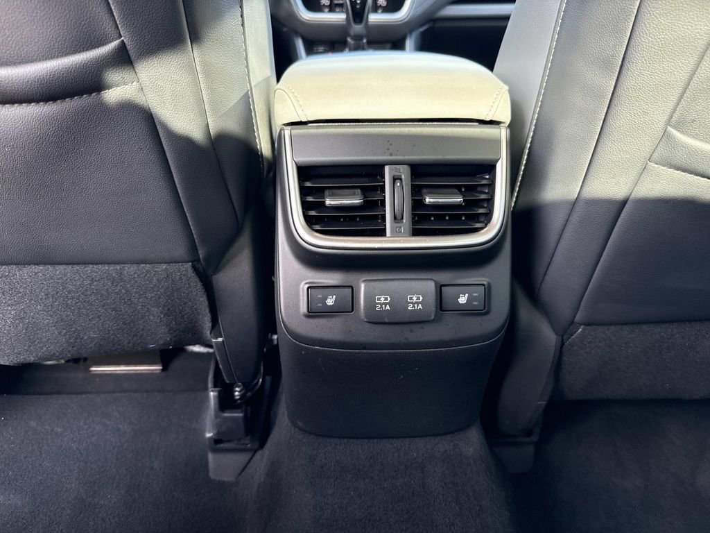Used 2022 Subaru Legacy Limited AWD/4WD image 21