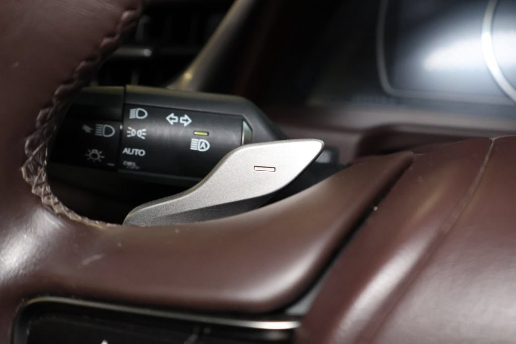 Used 2019 Lexus ES 350 w/ Premium Package FWD image 23