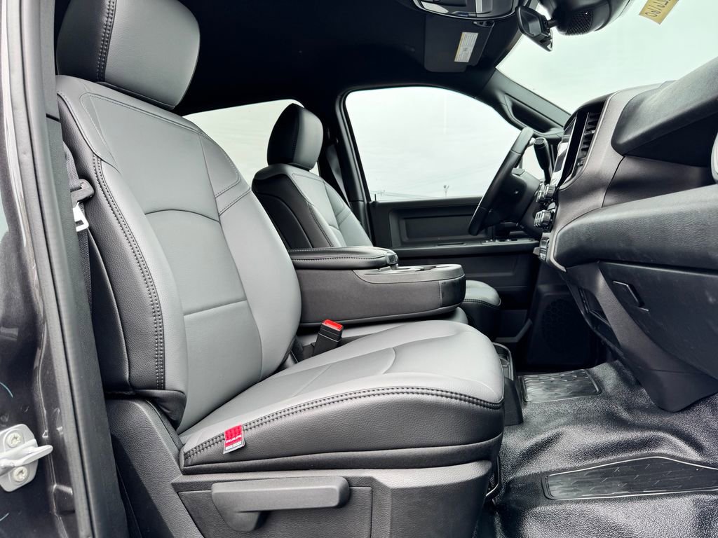 New 2026 RAM 4500 Tradesman AWD/4WD image 11