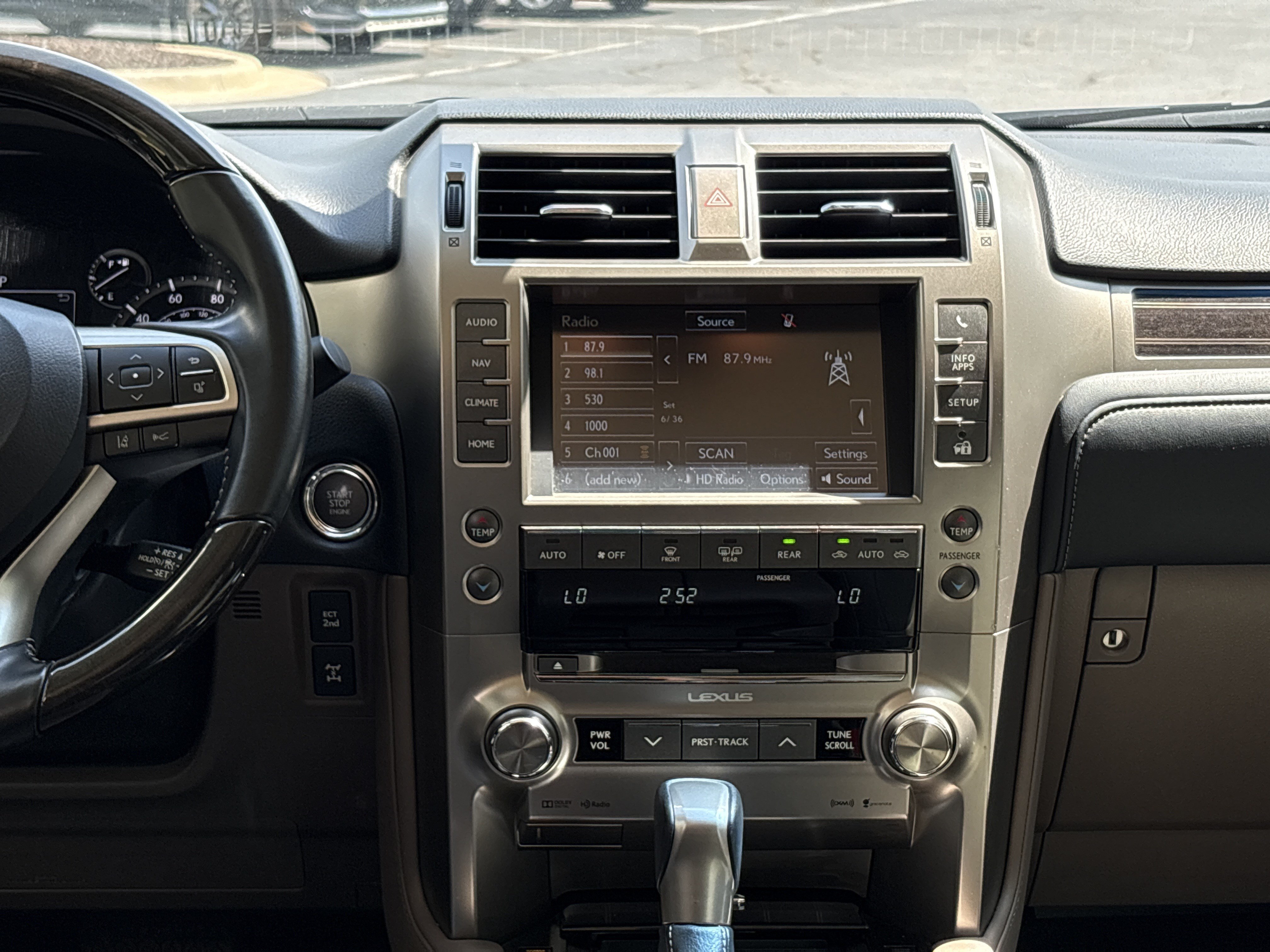 Used 2020 Lexus GX 460 Premium AWD/4WD image 30