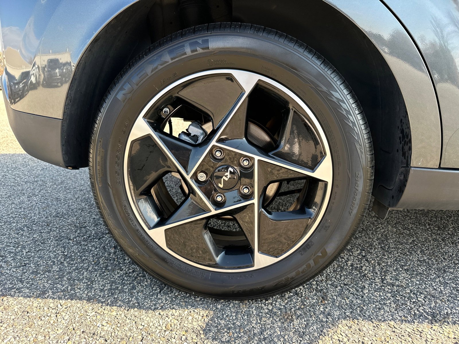 Used 2024 Kia Soul EX image 17