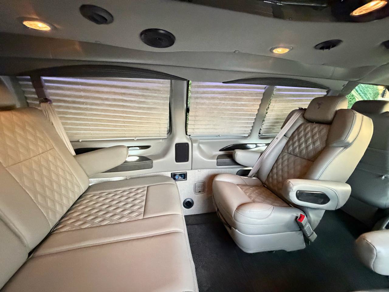 Used 2024 Chevrolet Express 2500 RWD image 64
