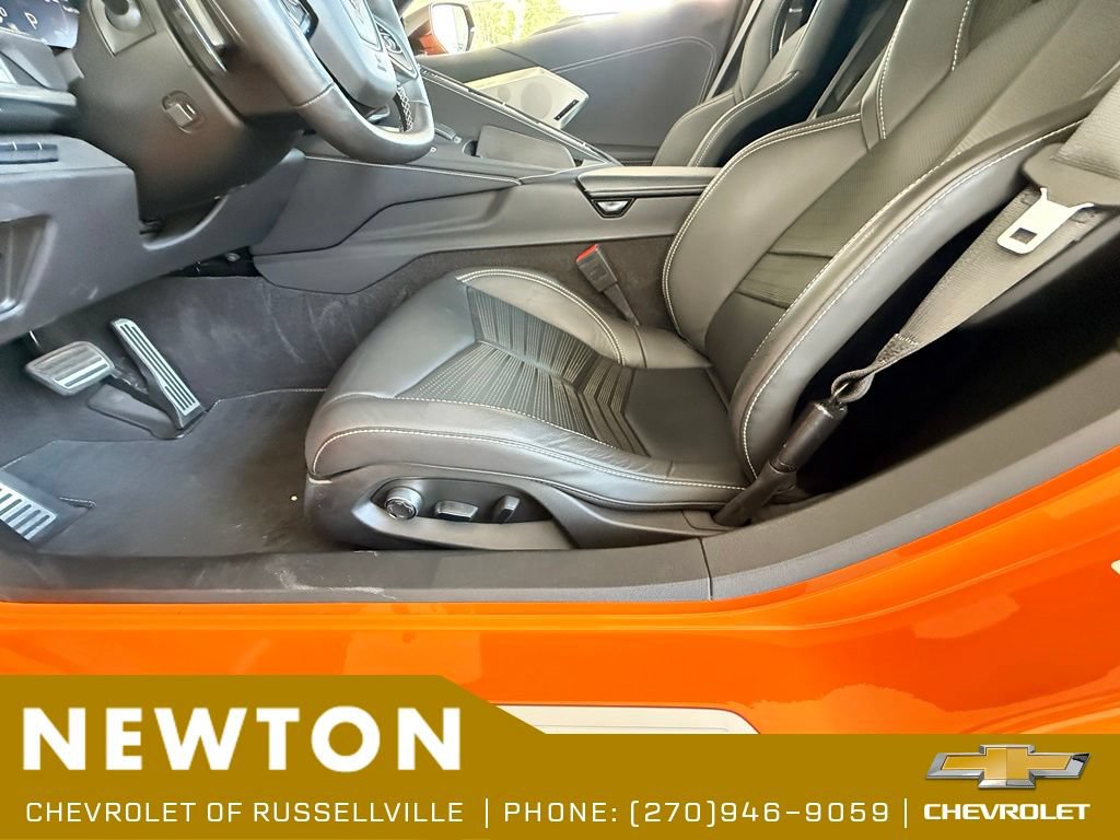 Used 2024 Chevrolet Corvette Stingray Preferred Conv w/ Z51 Performance Package RWD image 10