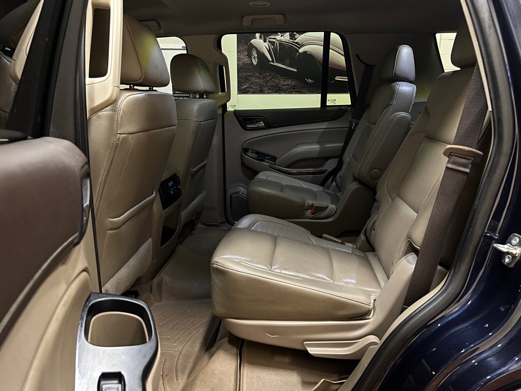 Used 2019 GMC Yukon SLT w/ Premium Edition RWD image 17
