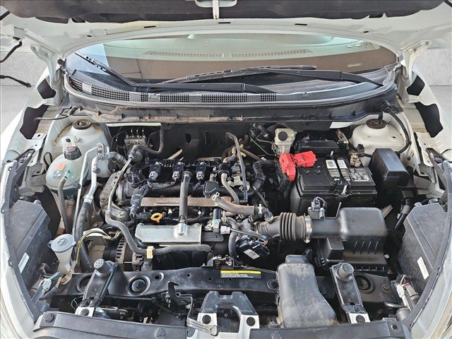 Used 2020 Nissan Kicks SR w/ SR Premium Package FWD image 21
