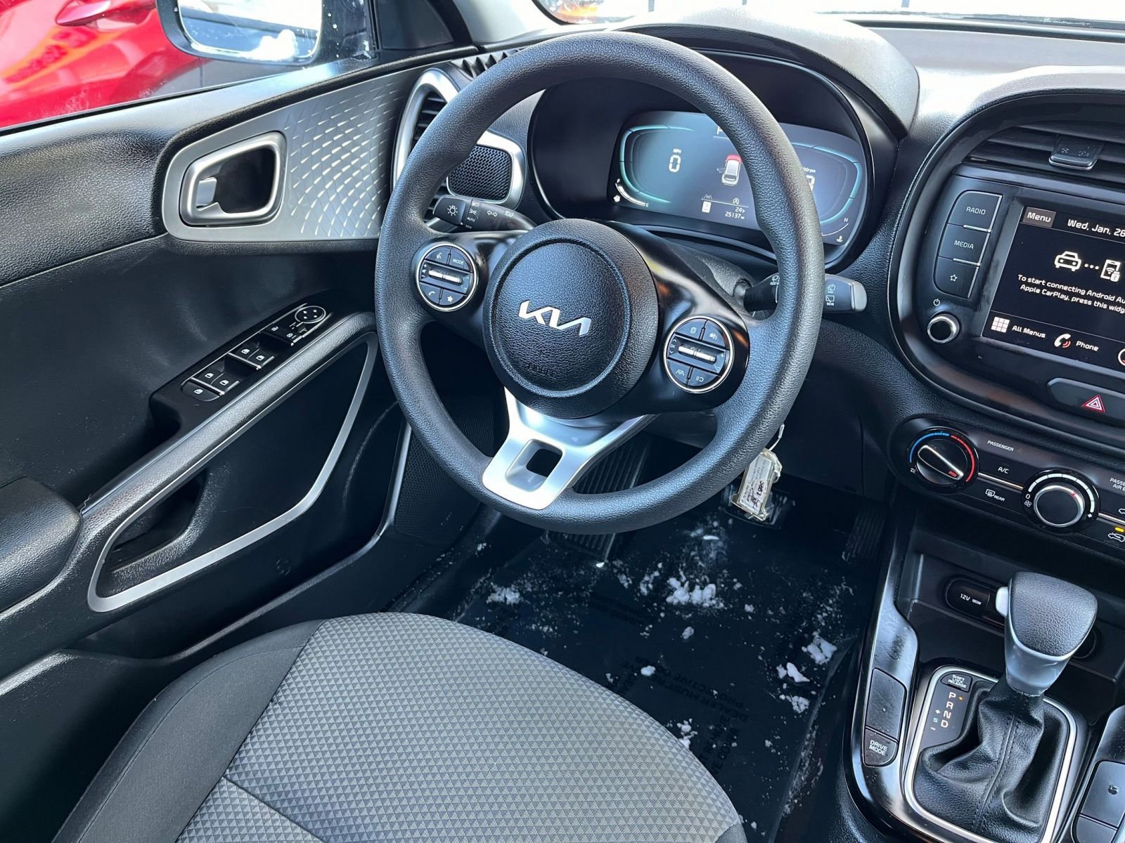 Used 2025 Kia Soul LX w/ LX Technology Package image 30