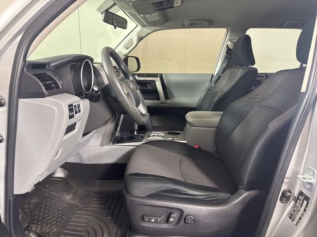 Used 2011 Toyota 4Runner SR5 AWD/4WD image 11