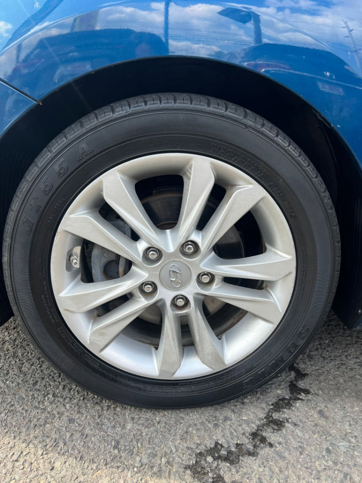 Used 2014 Hyundai Elantra GT image 18