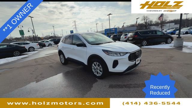 Used 2023 Ford Escape Active image 2