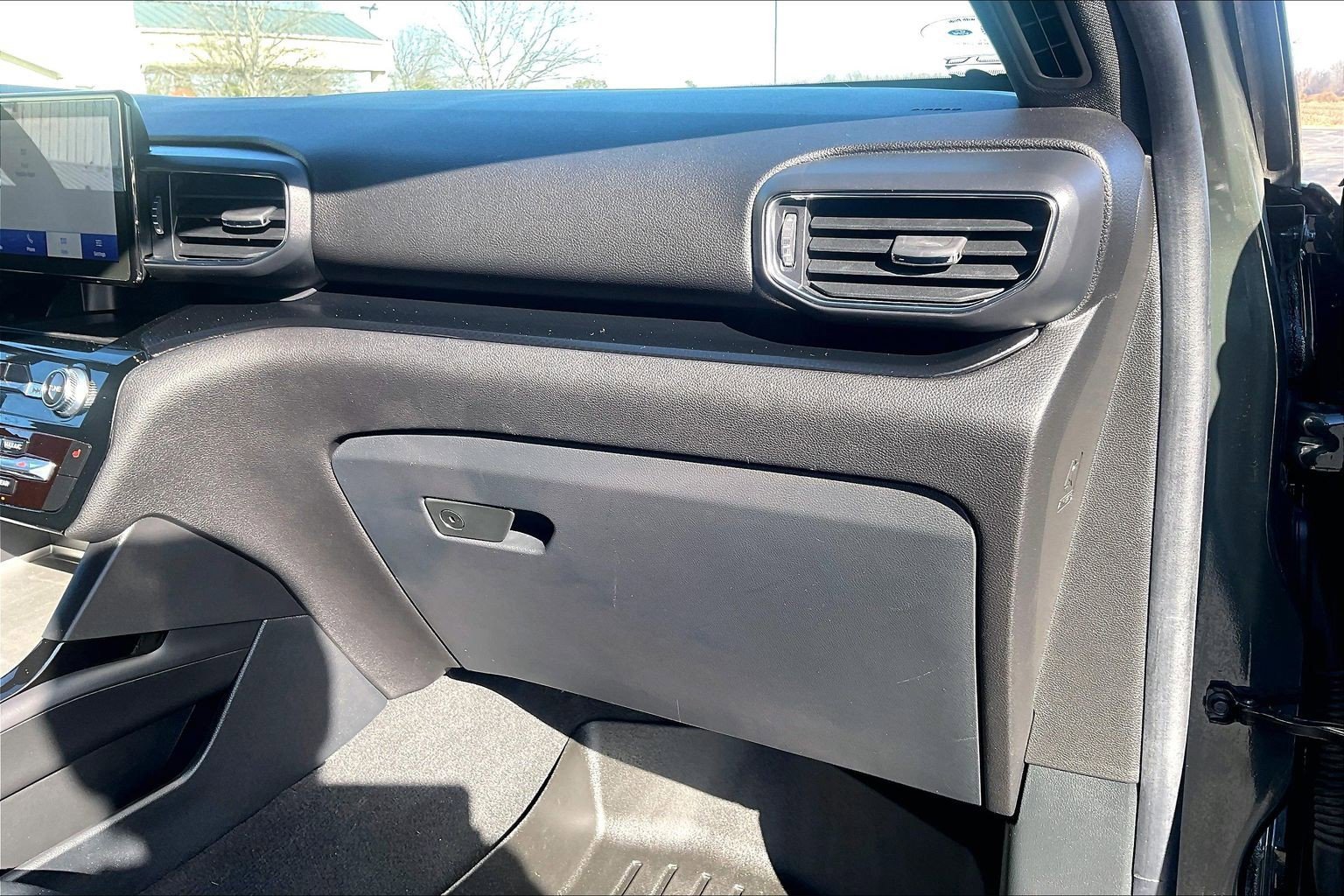 Used 2022 Ford Explorer ST w/ ST Street Pack image 16