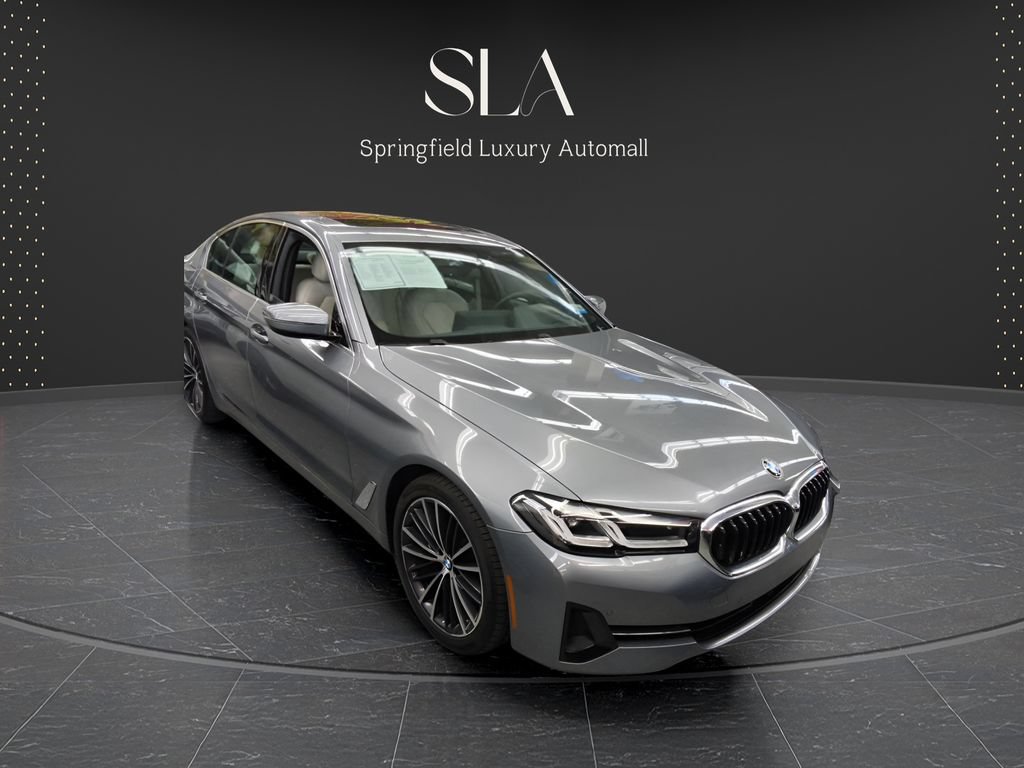 Used 2023 BMW 540i xDrive w/ Executive Package AWD/4WD image 2