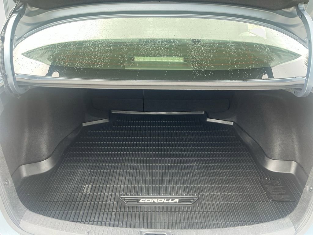 Used 2020 Toyota Corolla SE image 17