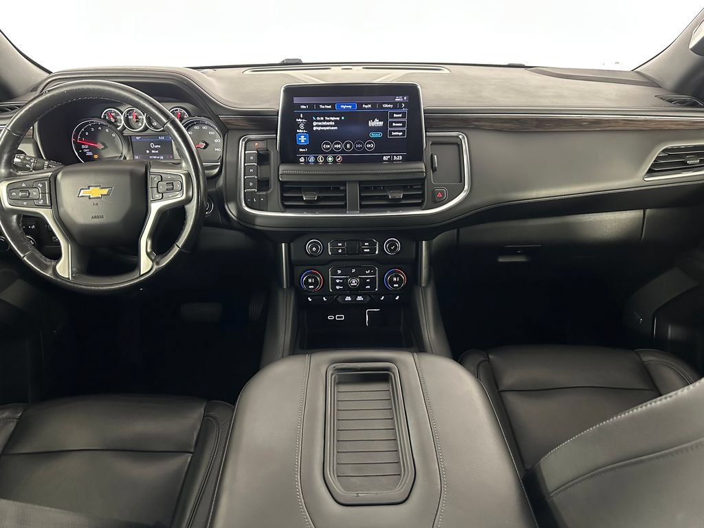 Used 2021 Chevrolet Tahoe LT w/ LT Signature Package AWD/4WD image 10