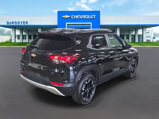 Used 2023 Chevrolet TrailBlazer LT w/ Convenience Package FWD image 9
