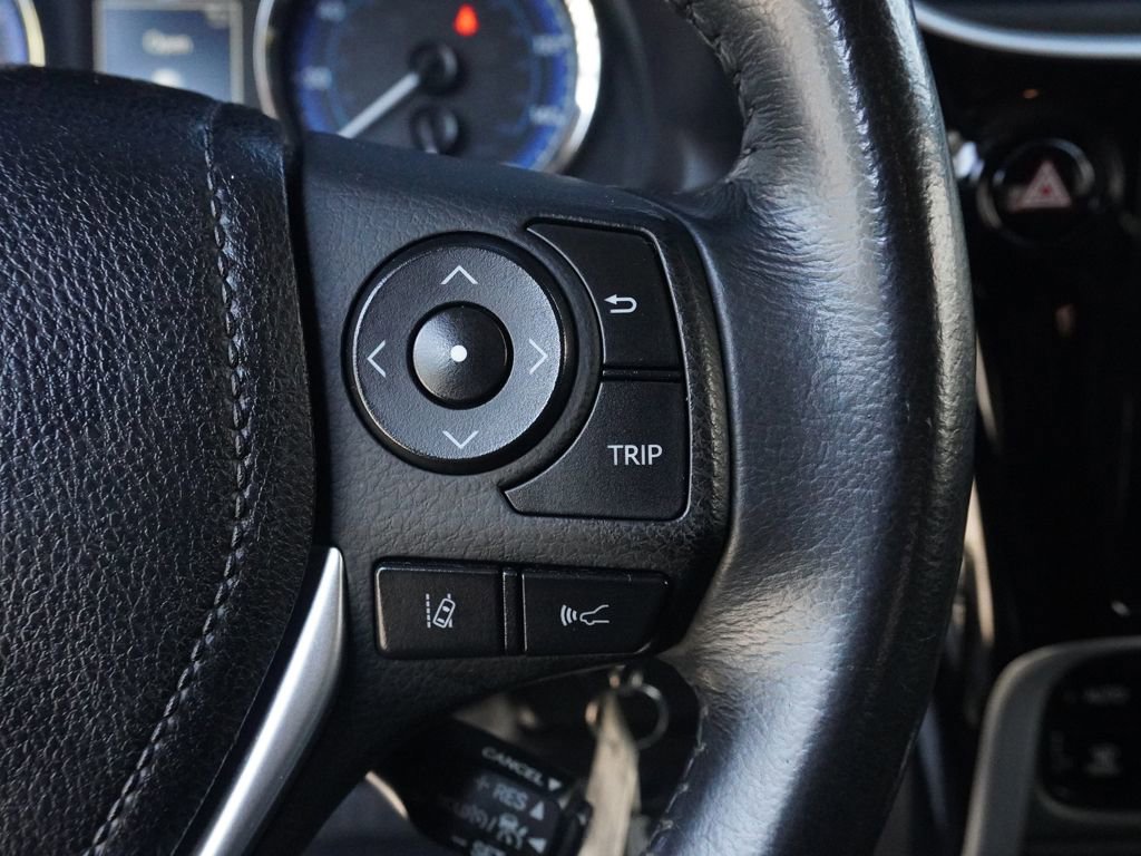 Used 2019 Toyota Corolla SE image 34