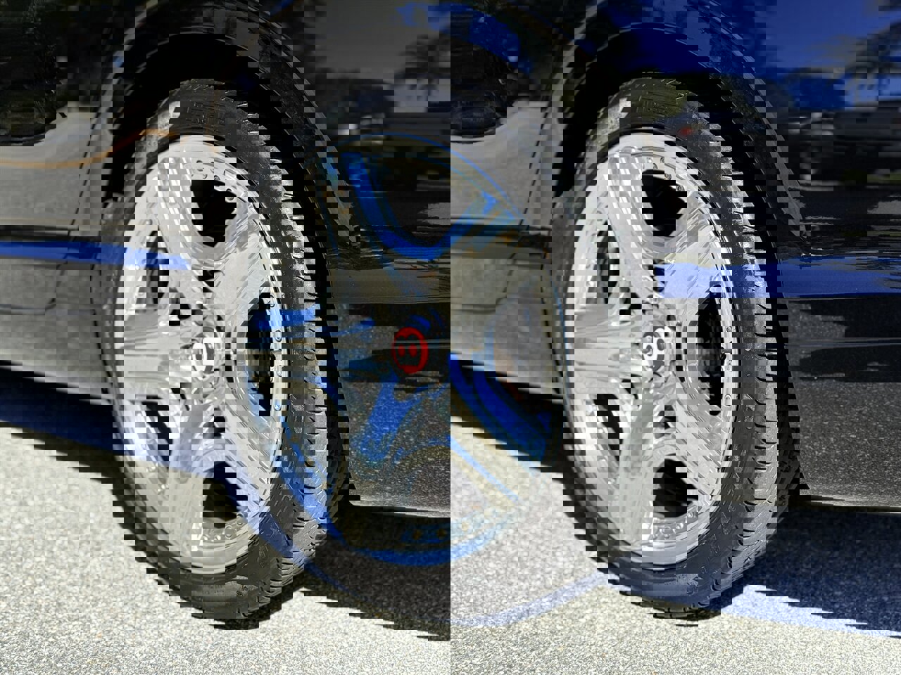 Used 2015 Bentley Flying Spur V8 image 41