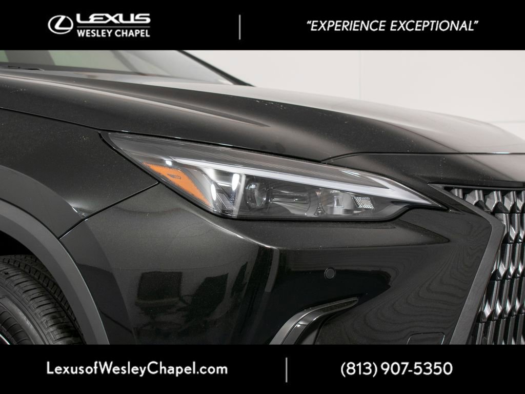 Used 2025 Lexus NX 250 FWD w/ Accessory Package (Z1) image 3