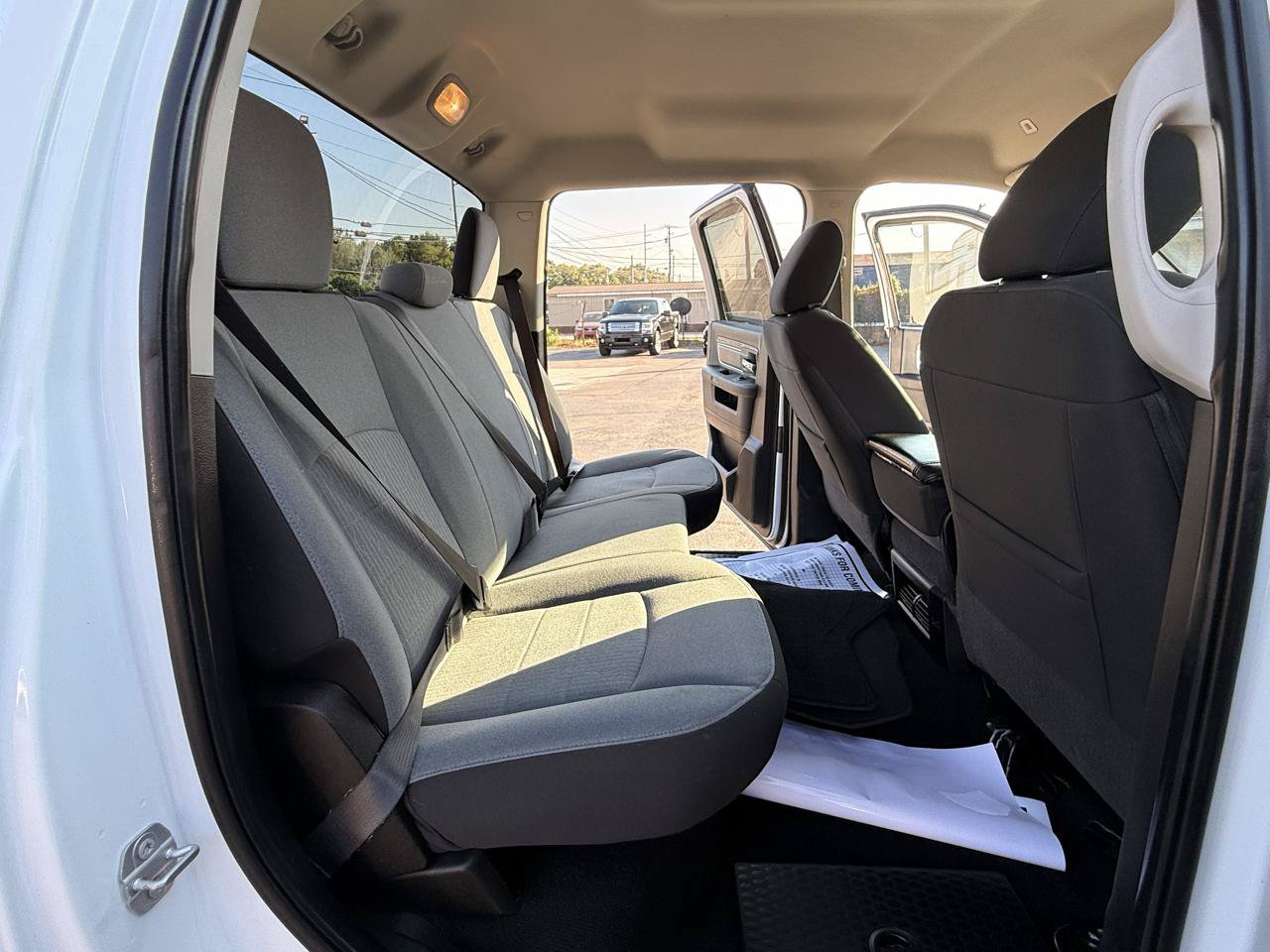 Used 2021 RAM 1500 Classic SLT AWD/4WD image 15