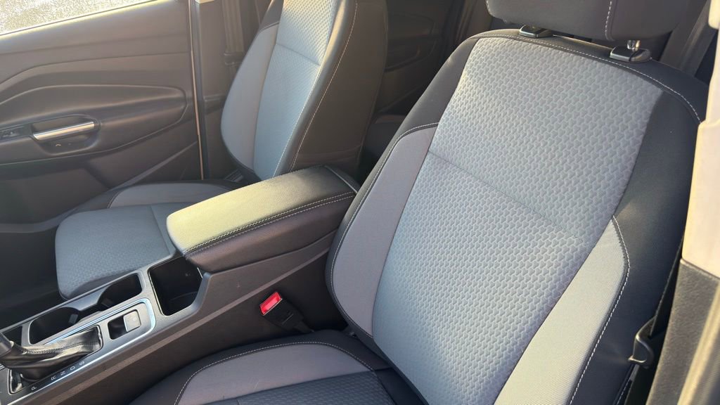 Used 2017 Ford Escape SE image 11